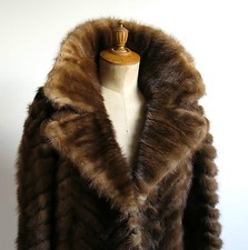 MANTEAU de VISON, superbe manteau en queue de vison d'élevage, ROGER GERKO, 40 