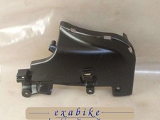 element plastique pour Piaggio