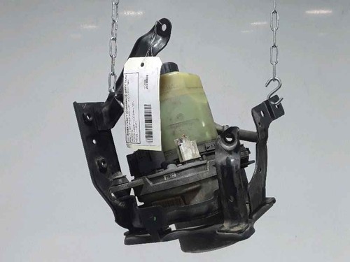 Pompe direction assistee ford - pompe,
