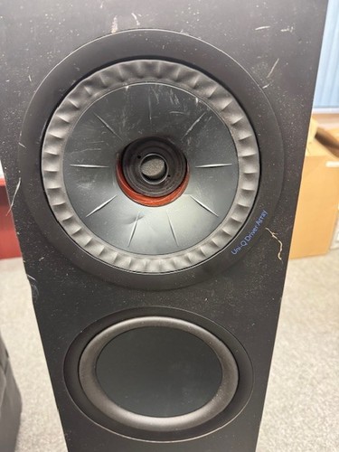 Kef series q950 2 5 - 8", 2.5-way