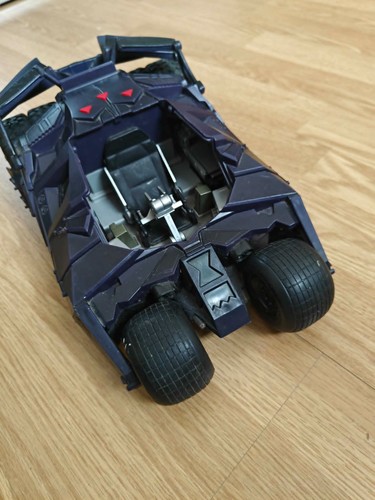Batmobile tumbler batman - batmobile,