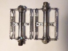 1 paire pédales lyotard vélo ancien vintage pedals   9/16