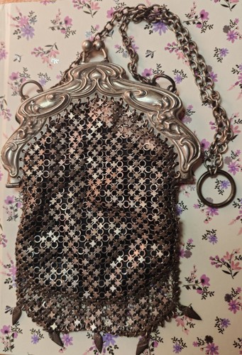 Ancien sac aumônière - , en