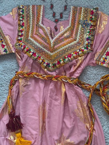 Robe kabyle chargée - kabyle,