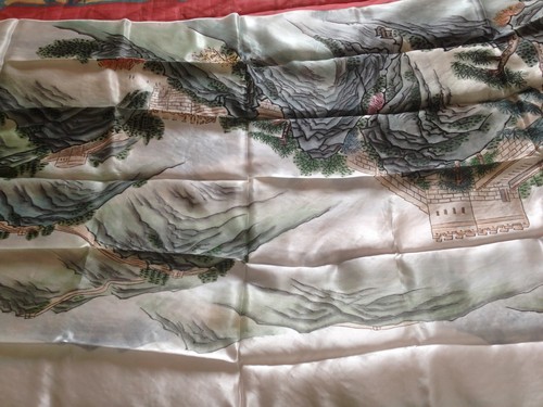 Tenture broderie sur soie - sur, la