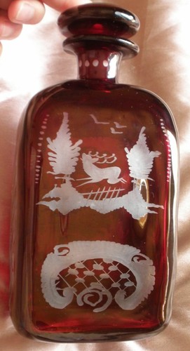 Flacon bouteille à whisky - /,