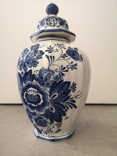Pot couvert DELFT bleue et blanche (motifs fleurs) porcelaine 