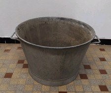 Ancienne grande bassine - ancienne,