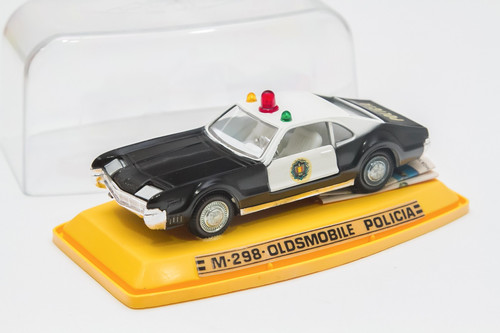 Pilen oldsmobile toronado - oldsmobile,