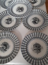 Jules Vieillard Bordeaux ensemble de sept assiettes à dessert