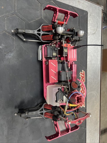Traxxas tmaxx 4wd - traxxas,