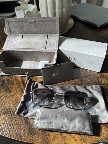 Lunette dita - lunette,