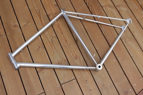 Cadre vélo randonneuse