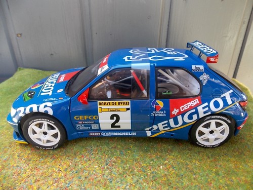 Peugeot 306 maxi - bleue, rallye
