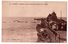 CPA 64 - BIARRITZ (Pyrénées Atl.) 137. Barques de pêche devant rocher vierge