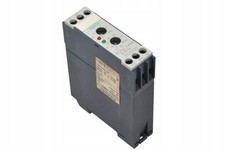 Relais temporisé Siemens 7PU5220-4AB30 7PU5220 d'occasion