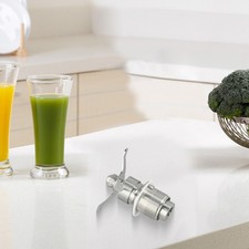 Pour Waring Blender Assemblage