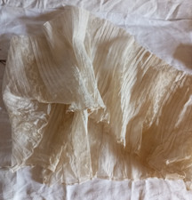 Ancien bas de jupon ivoire dentelle plissé 2m10 de long