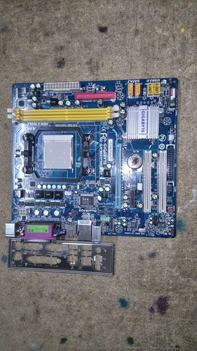 Carte mere gigabyte - mere,