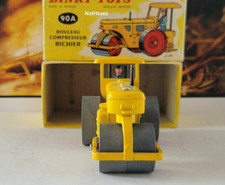 Dinky Toys France Meccano  n° 90A Rouleau compresseur RICHIER 1/43 en boîte