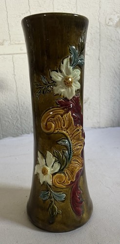Grand vase ancien barbotine
