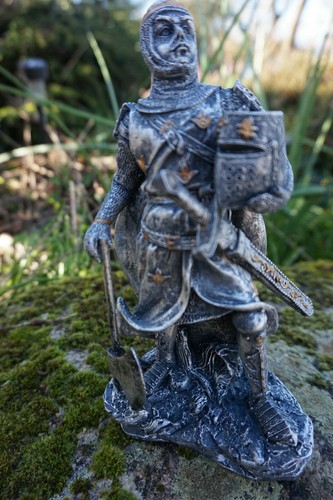 P510 figurine armure - ,