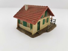 MODELISME  FERROVIAIRE  HO  MAISON  AVEC  APPENTIS  ET  PERSONNAGE-