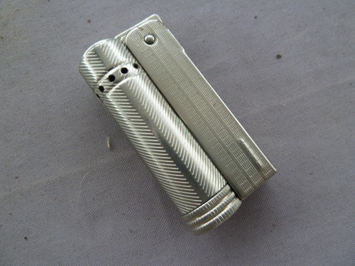 Ancien briquet essence - briquet,