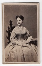 photo cdv jolie femme en robe
