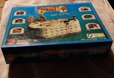 Jeu société fort - de,