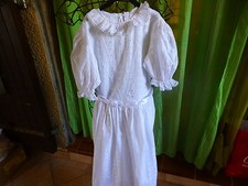 10-12 ans  BLANCHE BRODERIE ANGLAISE ,belle robe ,cérémonie ou autre t b état 