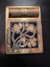 Rare poudrier art Deco laiton