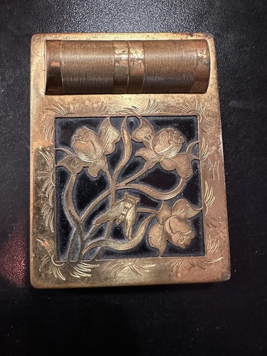 Rare poudrier art deco laiton - art,
