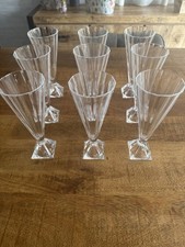 Lot 9 flute à champagne