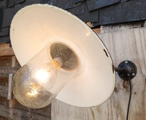 Ancienne lampe cour col de - de,