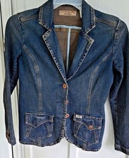 Levi Strauss Signature blue