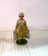 ferme quiralu fermiere pots au lait