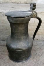 E5- Ancien pichet en étain