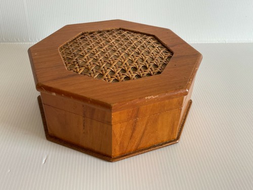 Ancienne boite coffre coffret - boite,