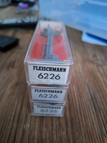Fleischmann 7 - ,