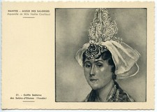 CARTE POSTALE / NANTES  MUSEE DES SALORGES COIFFE SABLAISE DES SABLES D'OLONNES 