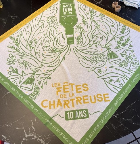 Foulard chartreuse fêtes - foulard,