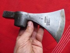 fer de hachette hache à marteau en fer forgé outil ancien