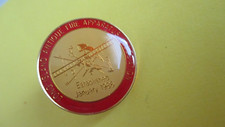Pin's Long Island antique fire apparatus association matériel de pompiers ancien