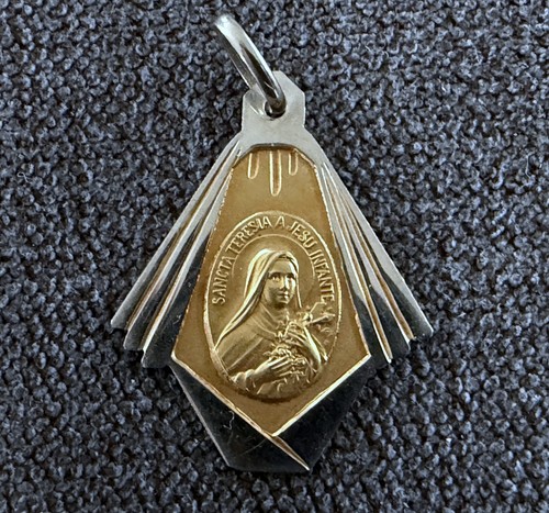 Pendentif massif carats - massif, 18
