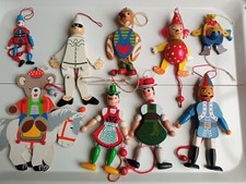 9 ANCIENS  PANTINS ARTICULES