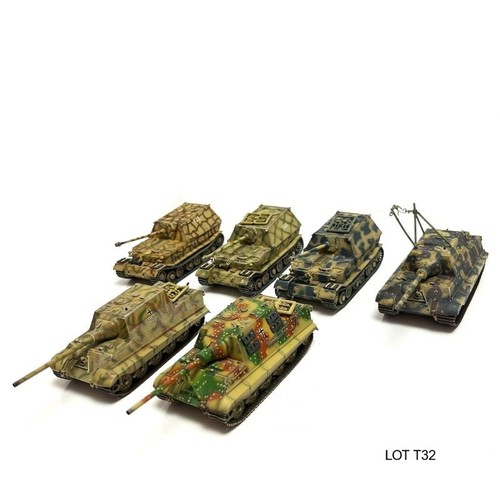T32 lot wwii tanks - lot,