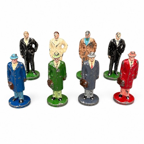 Lot figurines en - en, plomb