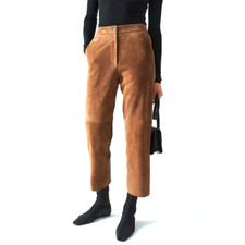 Pantalon femme en cuir daim