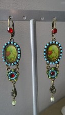 Boucles d'oreilles Michal Negrin,chabby chic,"Roses",pendantes,dormeuses,cristal